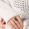 Серебряное кольцо из прозрачного янтаря с включениями