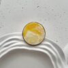 Серебряное большое круглое кольцо с белым пейзажным янтарем