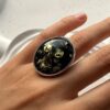 Серебряное кольцо с темным зеленым янтарем с лимонными вкраплениями